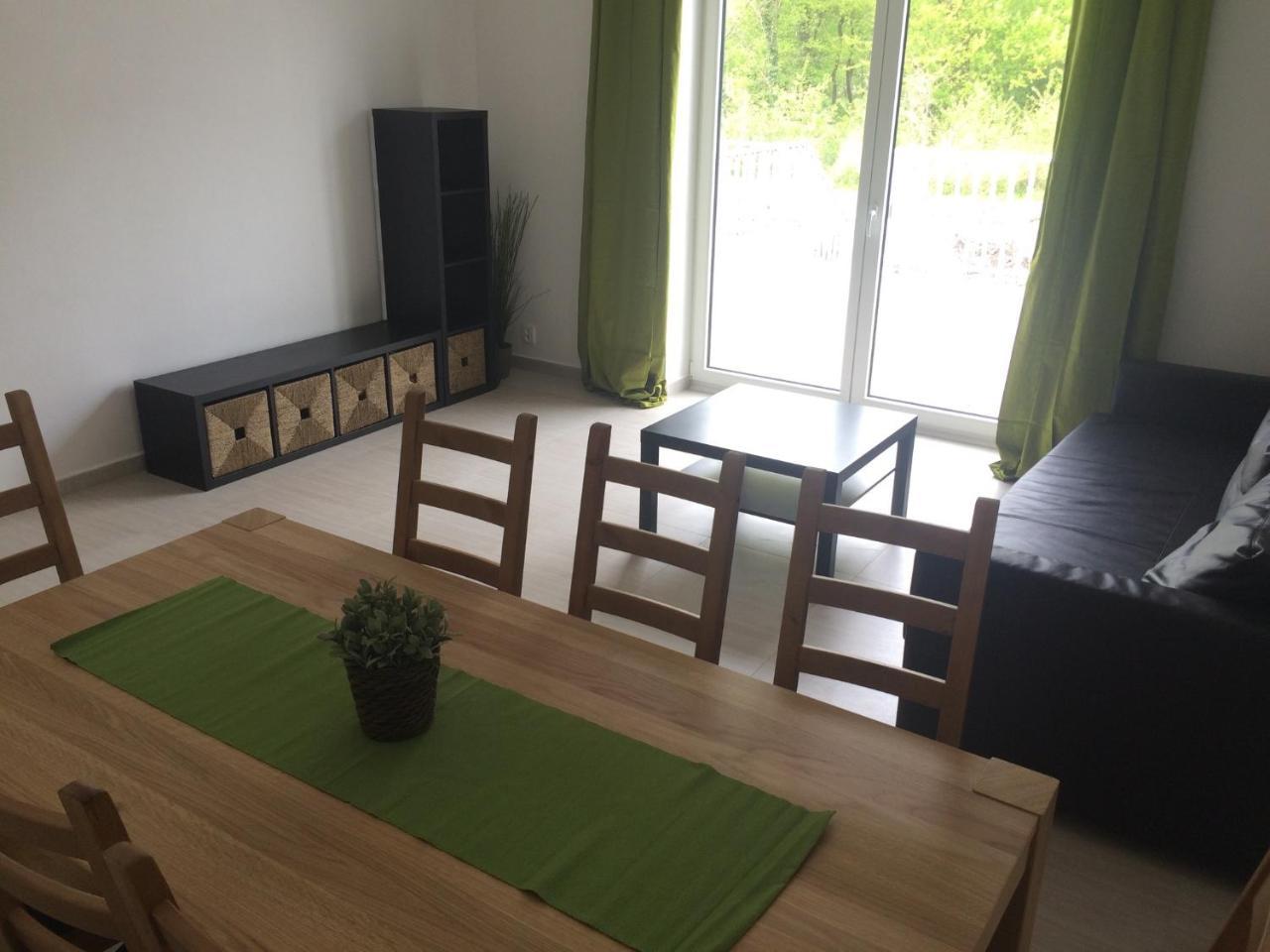 Apartmany Hlohovec Exteriör bild